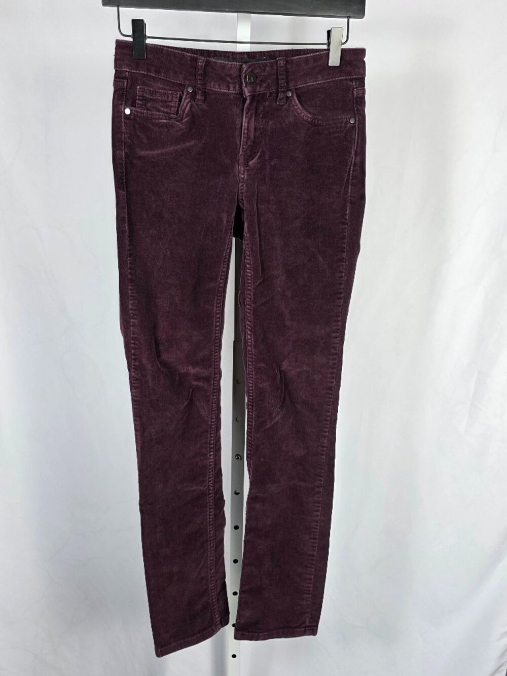 Calvin Klein Size 2x30 Burgundy Corduroy Skinny Jeans - Ultimate Skinny